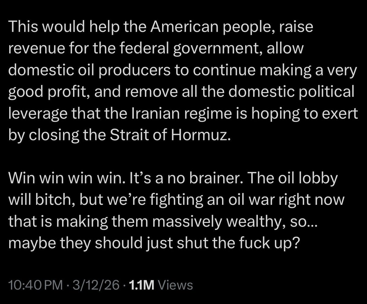 Roman Helmet Guy tweet media