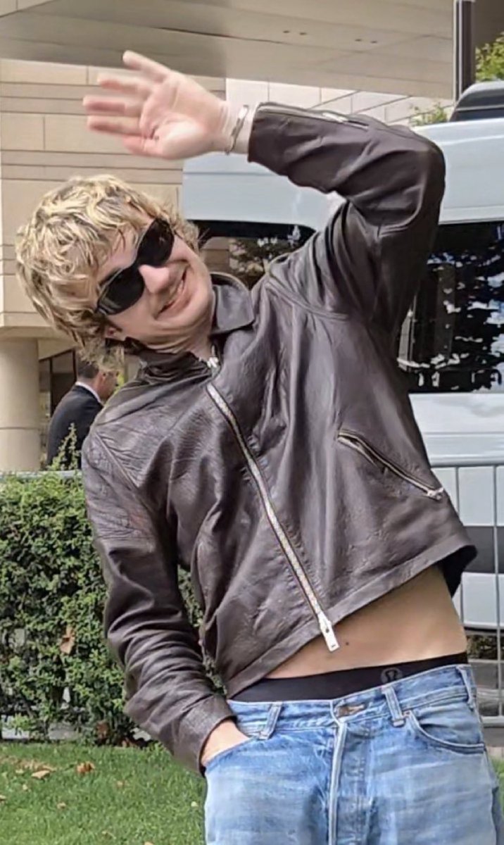 Luxi 🦇✨ tweet media