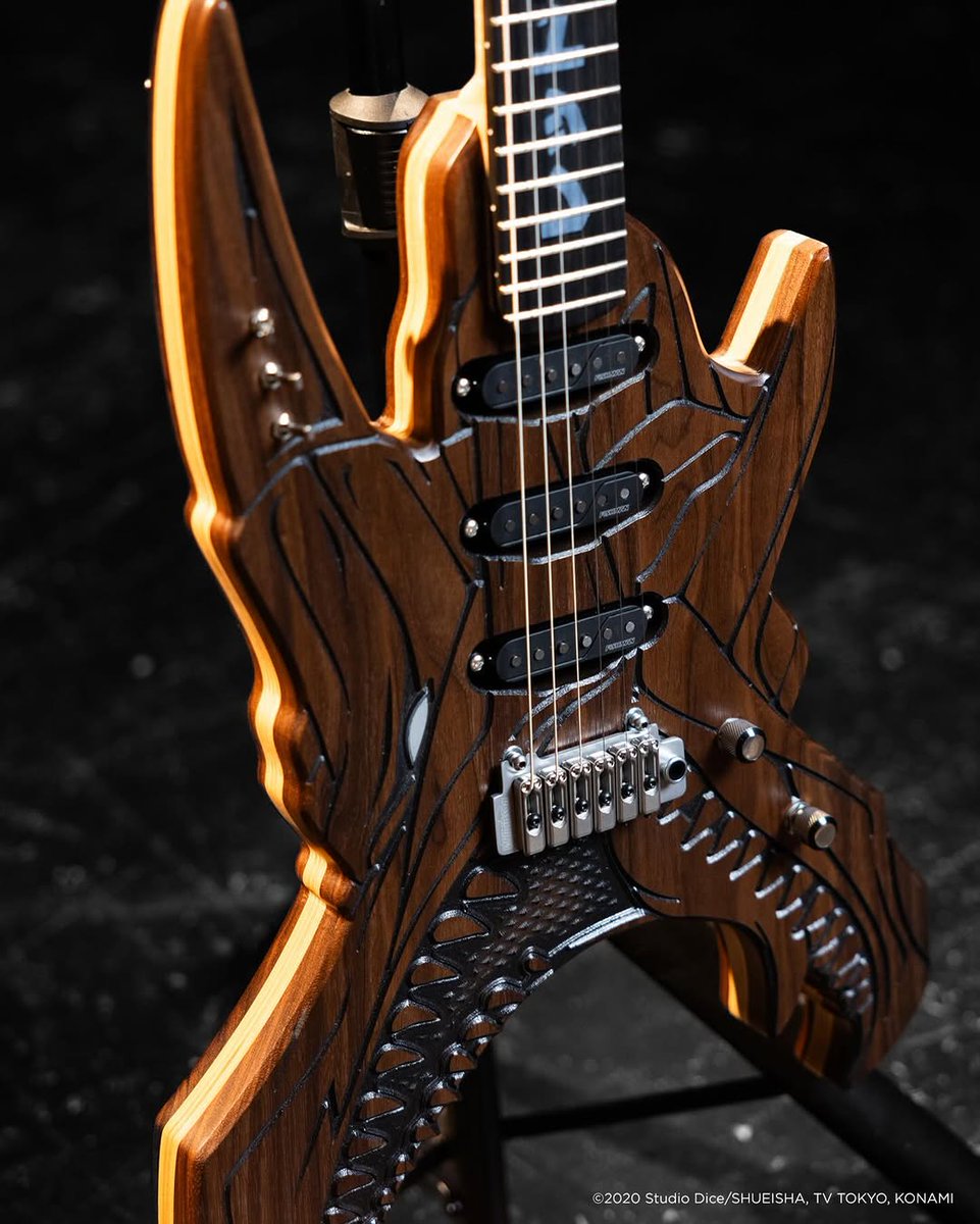 JustFreshKicks tweet media