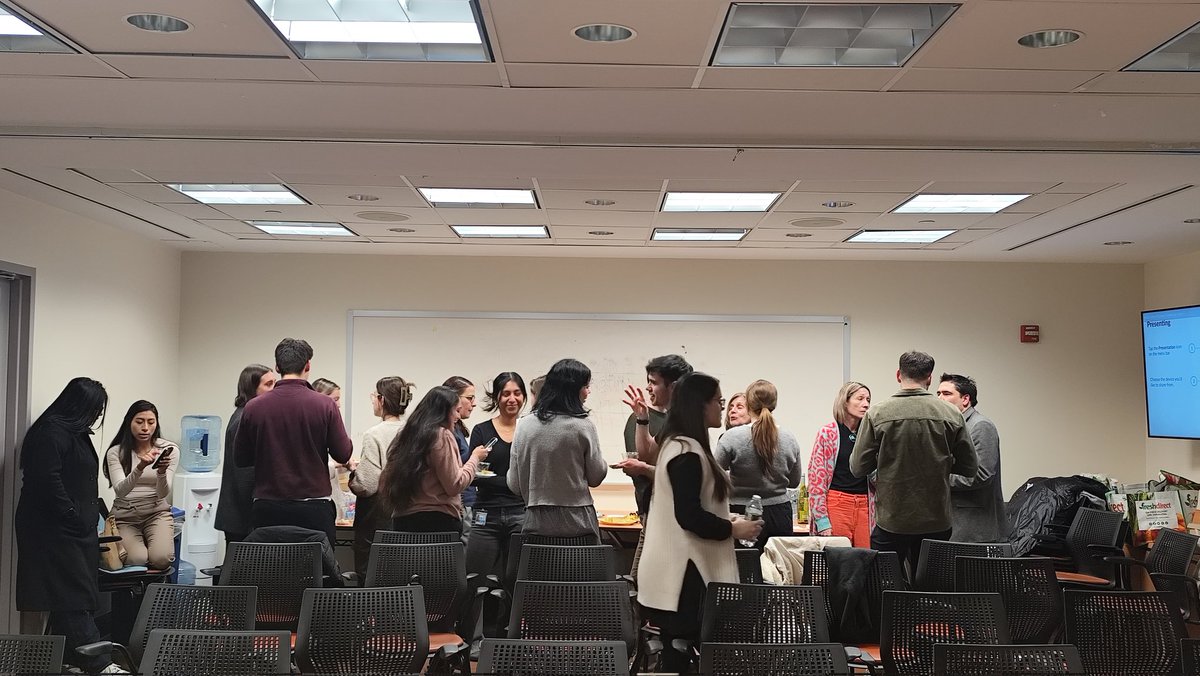 Excelencia Oncología Molecular tweet media