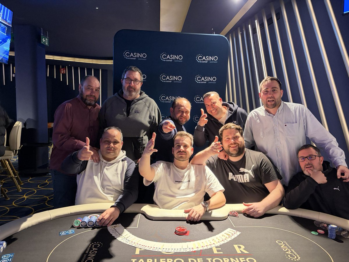 casino_santiago's tweet image. #PokerComarGalicia

🤝 Noche de pactos 🤝

Tanto el #UniPoker de 113 entradas, como el #SitAndGo que cerró con 23 registros finalizaron por pacto 

El poker continúa en @casinoatlantico desde las 20:30 h con el #SúperJueves

¡ Os esperamos !