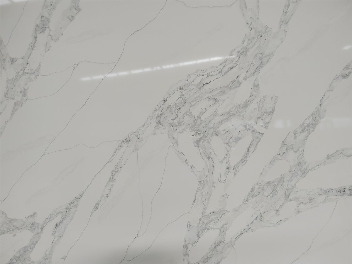New Calacatta quartz member launch. The bright white background provides a clean canvas for the marble veining.
Available in standard and super jumbo slabs for flexibility.
Zero silica quartz is also available now.
#calacattawhitequartz #quartzfactory