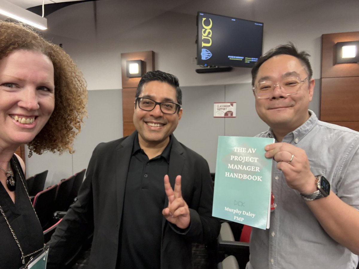 Murphy Daley CTS, PMP + author of 5 books so far tweet media