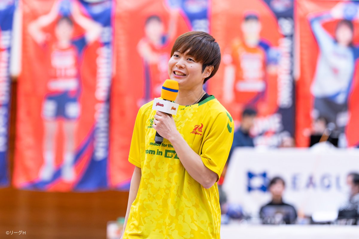 hummel_JP's tweet photo. リーグHの国際女性デーマッチ。3/7のアランマーレ富山vs大阪ラヴィッツでは、リーグHやモルテンによるU-15年代のゲームや大山加奈さん@kanakanabunと菊池杏菜さん@aranmare_annaによるトークショーも。女性支援に繋げる取り組みは、チャリティーオークションで続きます:-))
https://t.co/ONMDwpEAV3
#アランマーレ富山 #国際女性デー #ワタシ色に咲こう