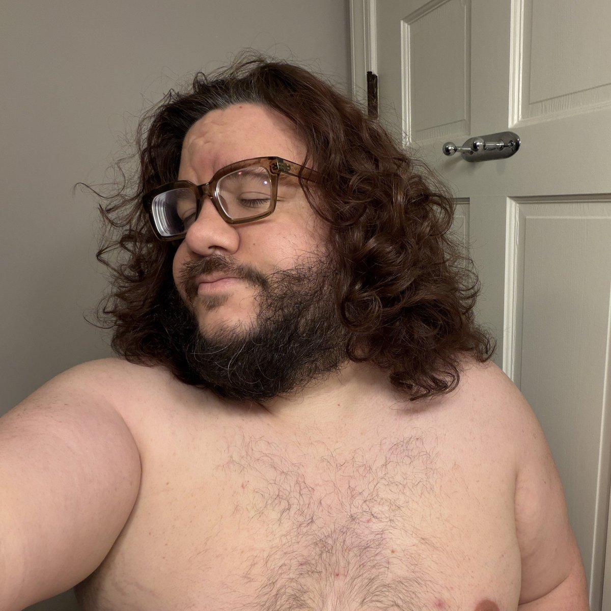 breadnblessing's tweet image. Lately 

#nonbinary #bear