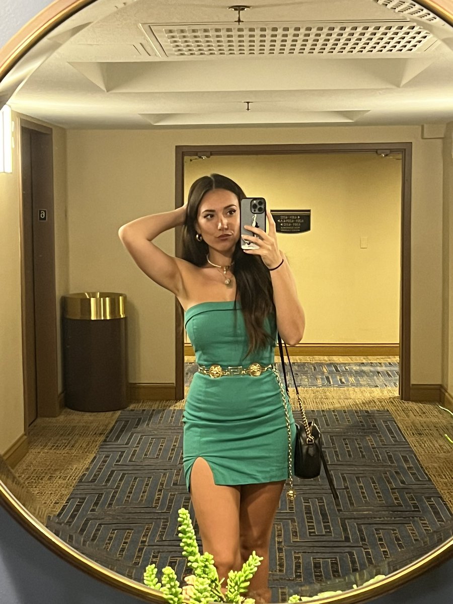 xxKalypsoTTV's tweet photo. She’s BAKED BAKIN!! #liveontwitch #bakingstream #liveontwitch
https://t.co/k5ow1A5utC https://t.co/FSv7Fe8TjI