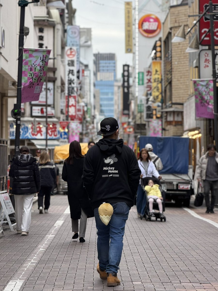 Christoflurp tweet media