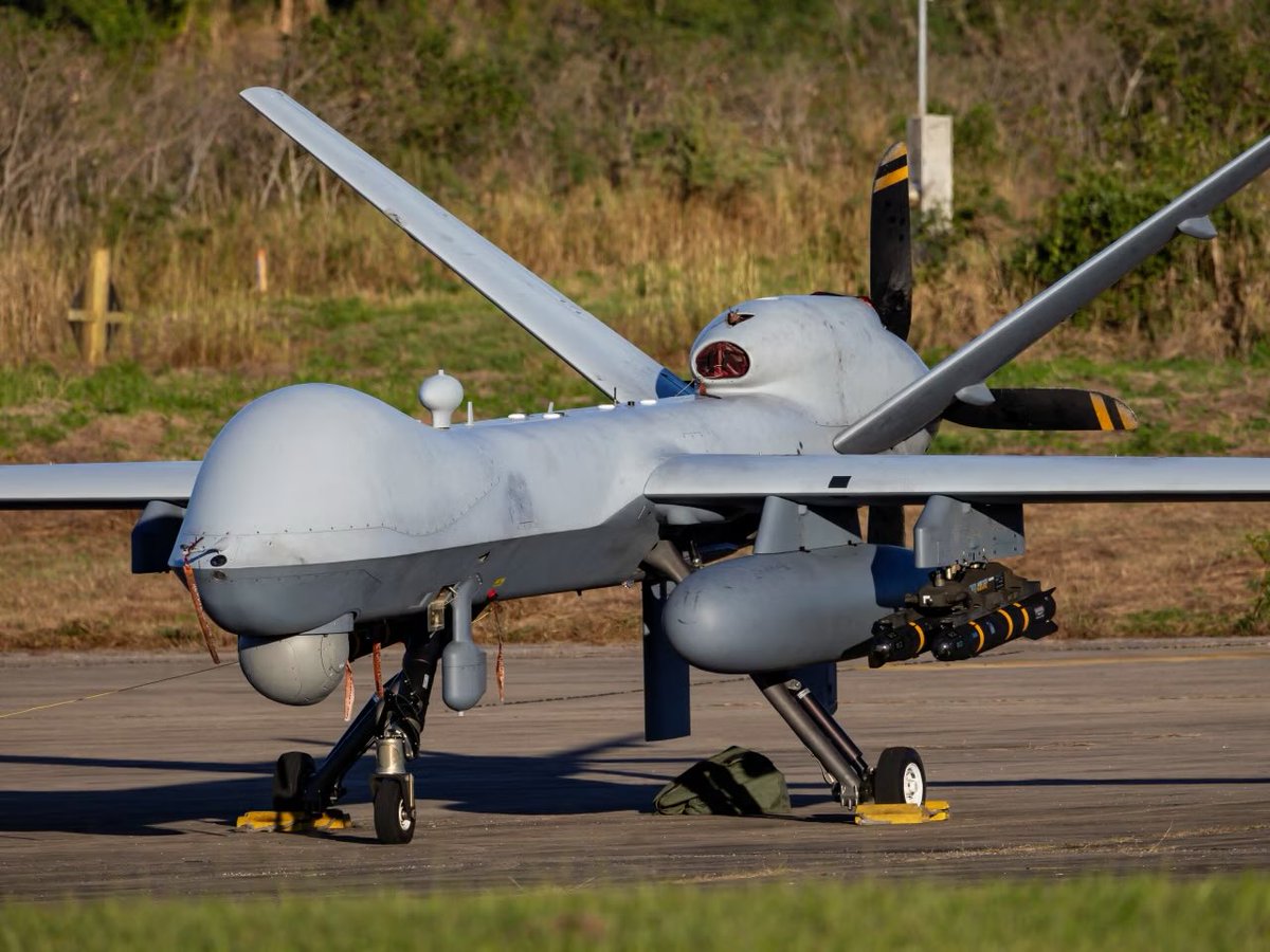 SAY CHEESE! 👄🧀 tweet media