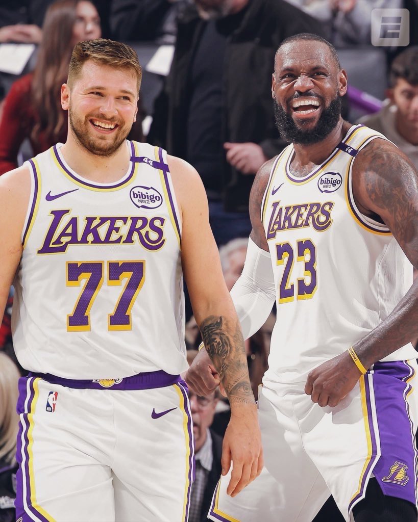 𝟐𝟑 👑 tweet media