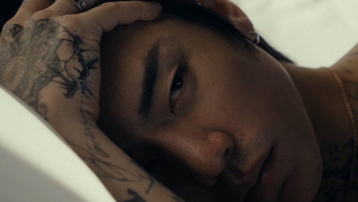 Hanin ☽̶☾ tweet media