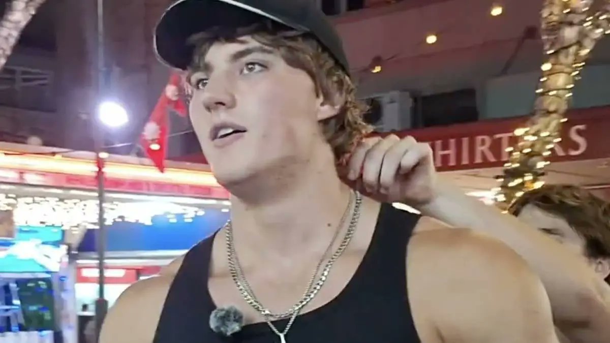 FilmedOnPotato tweet media