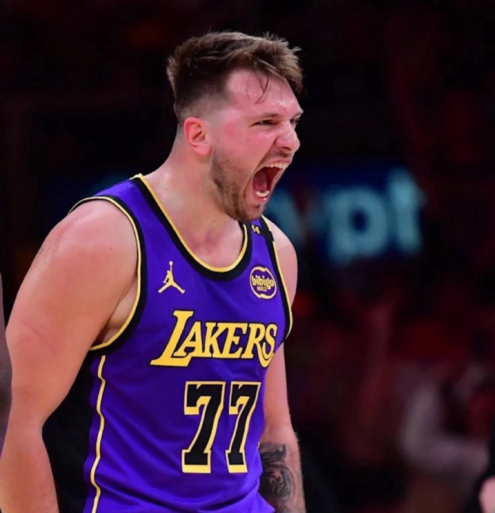 𝟐𝟑 👑 tweet media