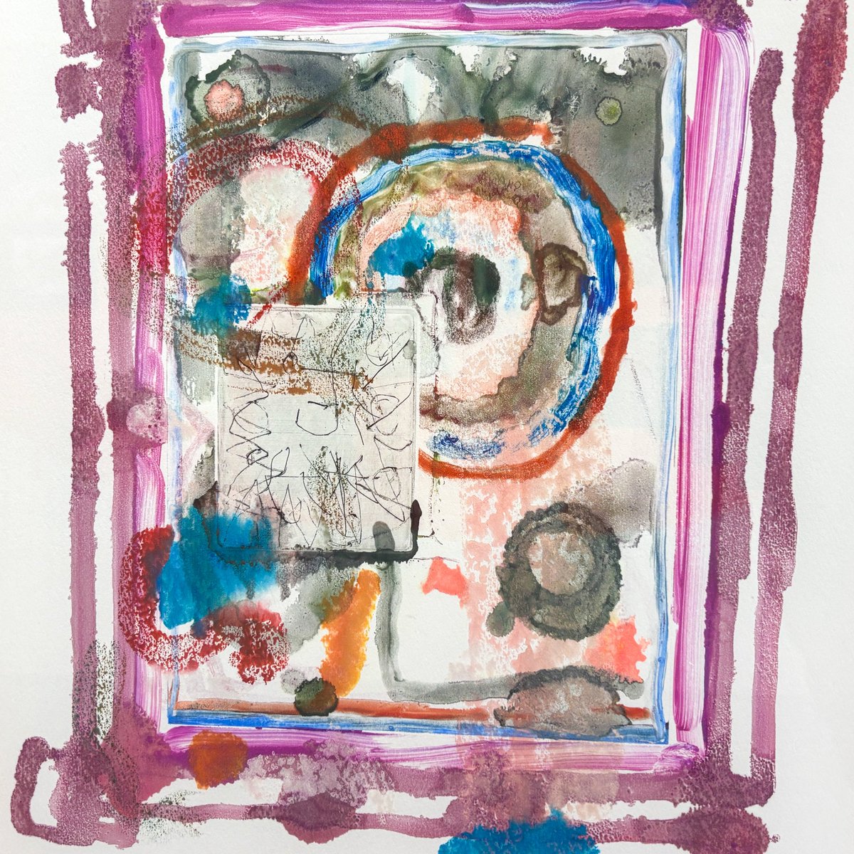 休廊日明けの木曜日「不条理な寓話、再活性」オープンしました。
こちらは梅津庸一さんのモノタイプ作品《ファンシーな玉》と東義孝さんの「untitled」の一角。
お2人の作品についての関心事が共振し反発する空間を是非体験してください。
平日は17時まで。明日からの三連休は13~19時で営業します。