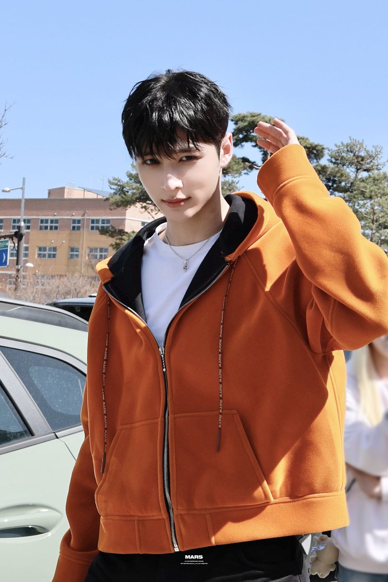 𝒎𝒂𝒓𝒔 tweet media