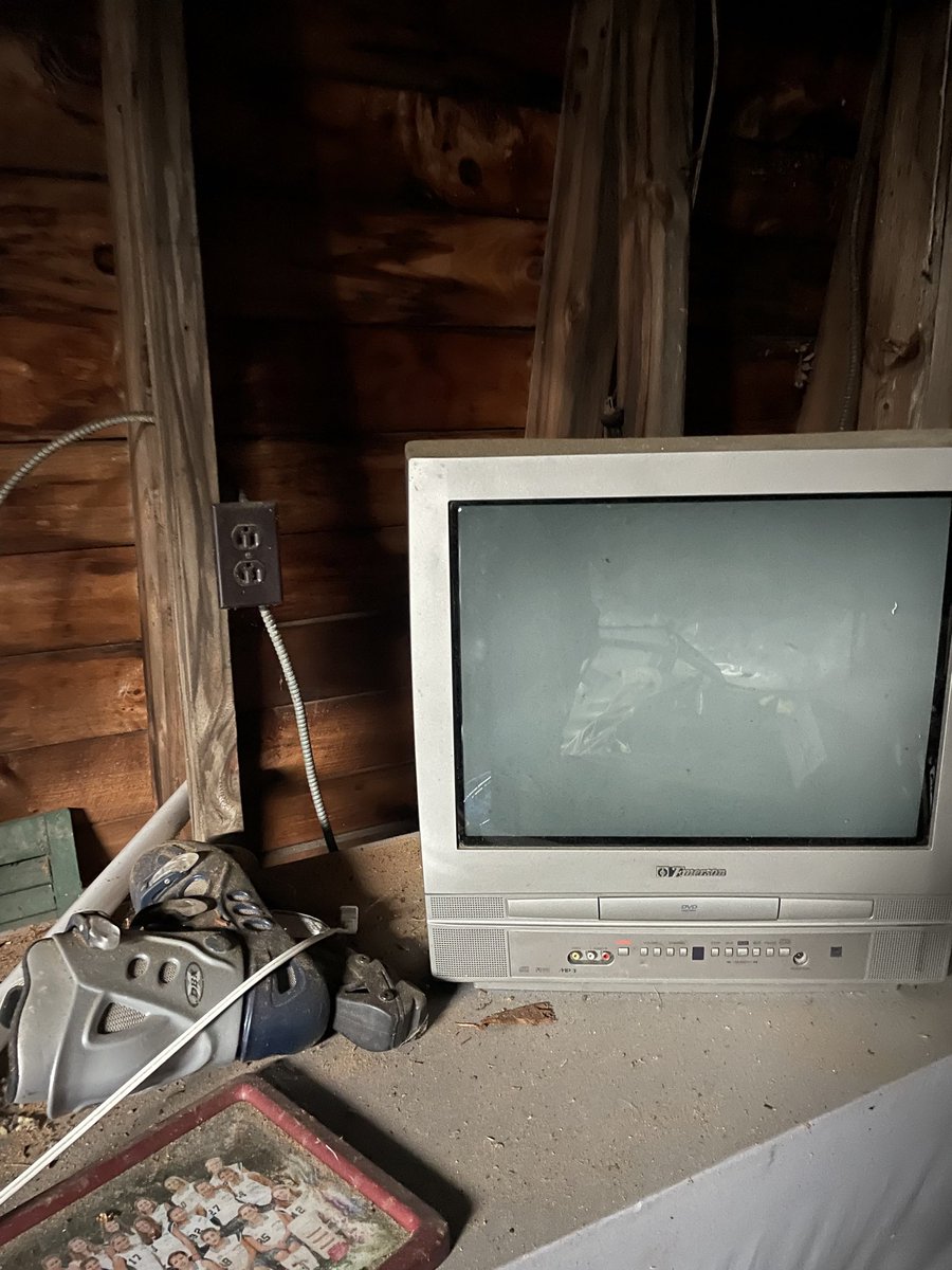 R.Сам 🦋🐏 tweet media