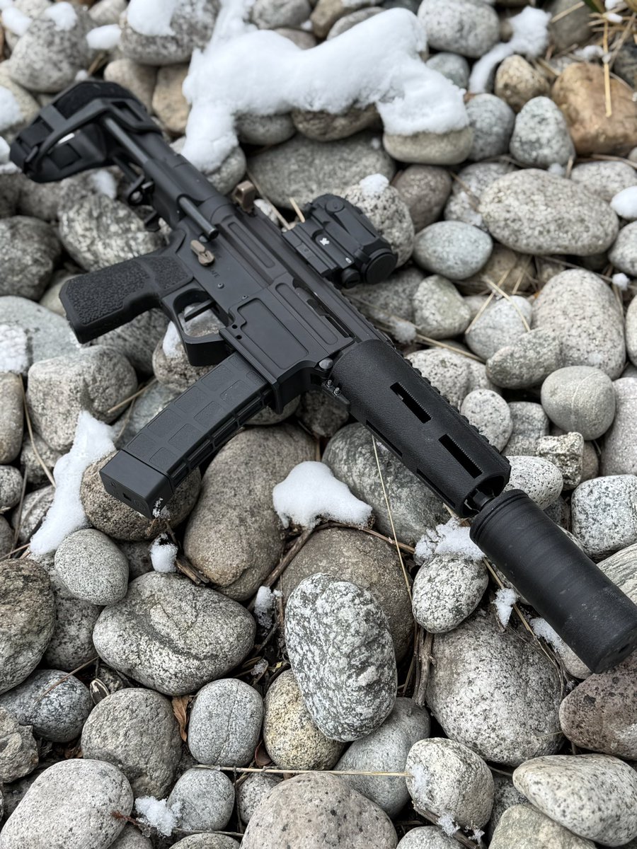 jon vigil tweet media