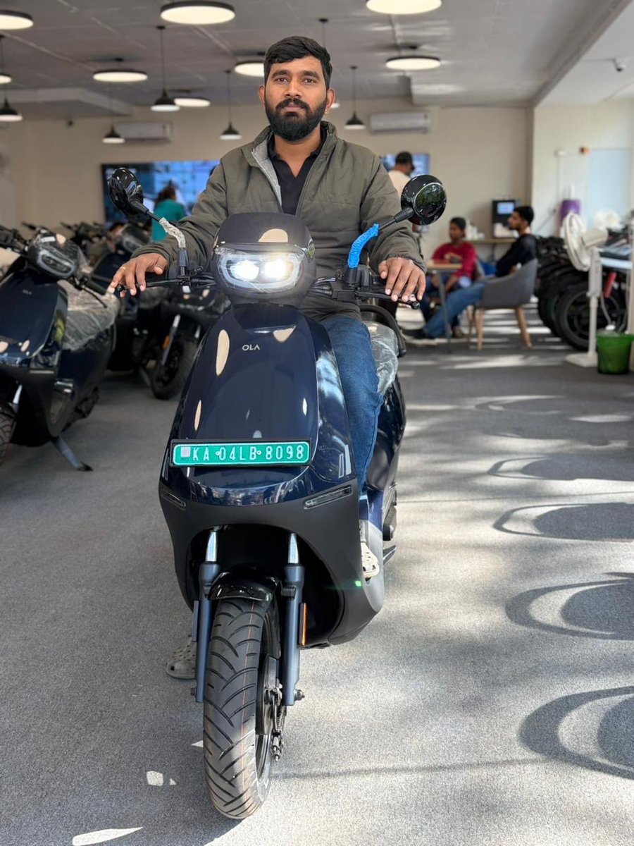 Bhavish Aggarwal tweet media