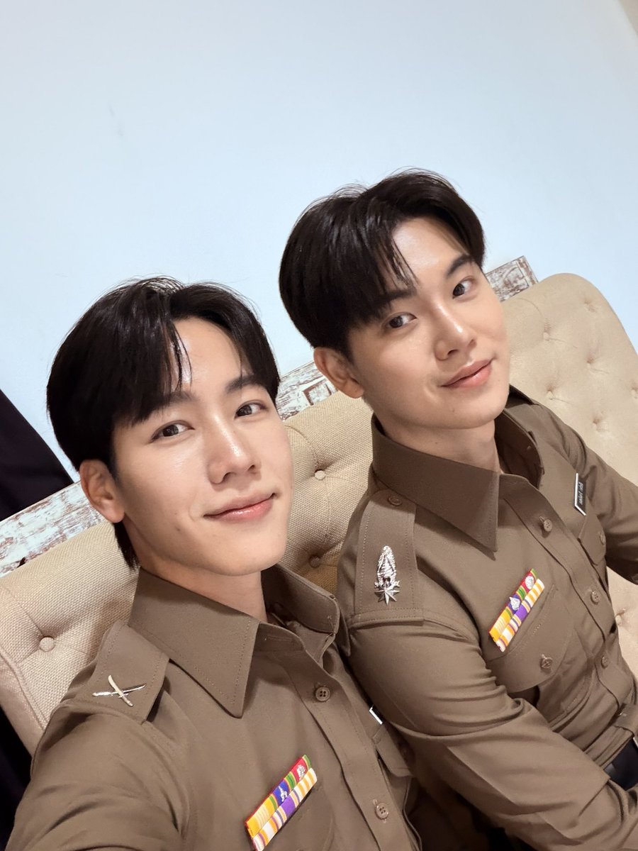 mygood_vibes's tweet photo. 🏅แจกฟตบ 1เล่ม +100
💌 รี+โควทหรือเมนชั่น+ #Fittingที่รักสารวัตรเธียร์
🏆สุ่ม 20/3/26

POLICE IN LOVE FITTING https://t.co/b0bPYKIVOB