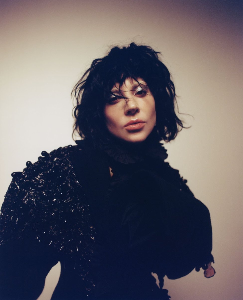 MayhemwithGaga tweet media