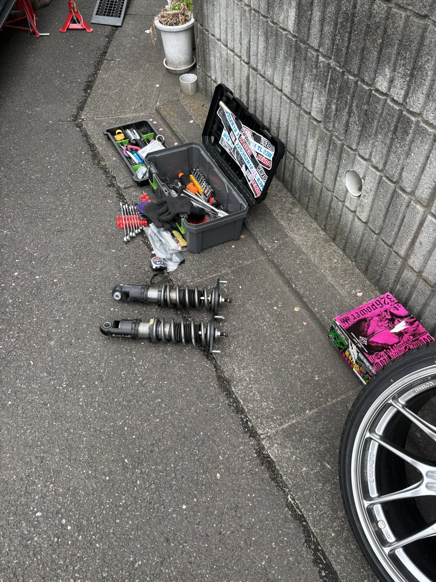 にらすけ tweet media