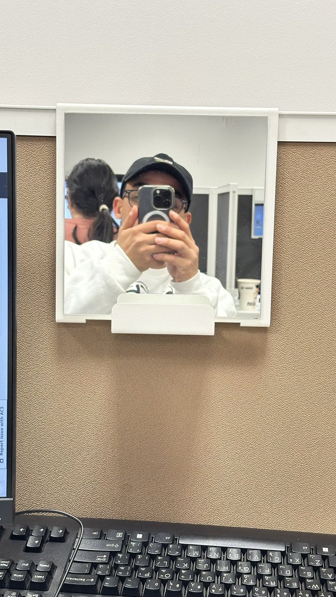 ُESLAM FAROUK tweet media