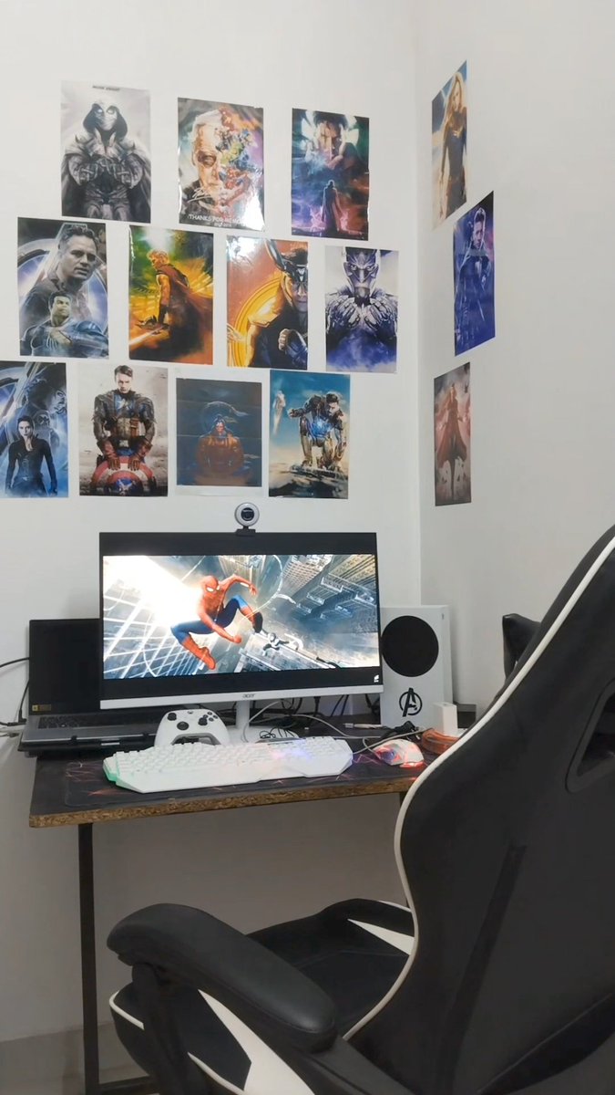 jaaniii56's tweet photo. Watching this trailer today reminded me of that exact feeling I had during No Way Home.
Seeing Tobey and Andrew back then didn’t feel like a scene, it felt like years of memories coming together at once.
Moments like this are why being a Marvel fan just hits different. #marvel https://t.co/WsAcf36OSz