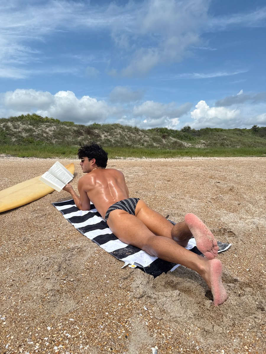 robby weber ☀️ tweet media