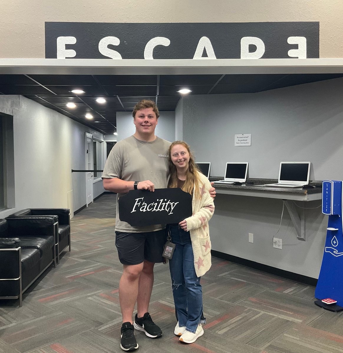 EscapeRoomBCS tweet media