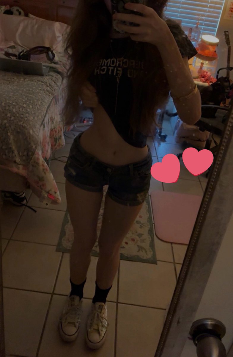 ecccccokgayass's tweet image. i miss my thigh gap so bad omfg 

#edtwt #bc #bodycheck