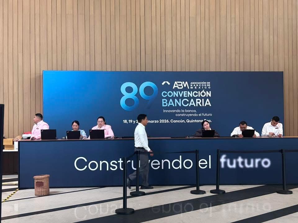 StephaniAlmaraz tweet media