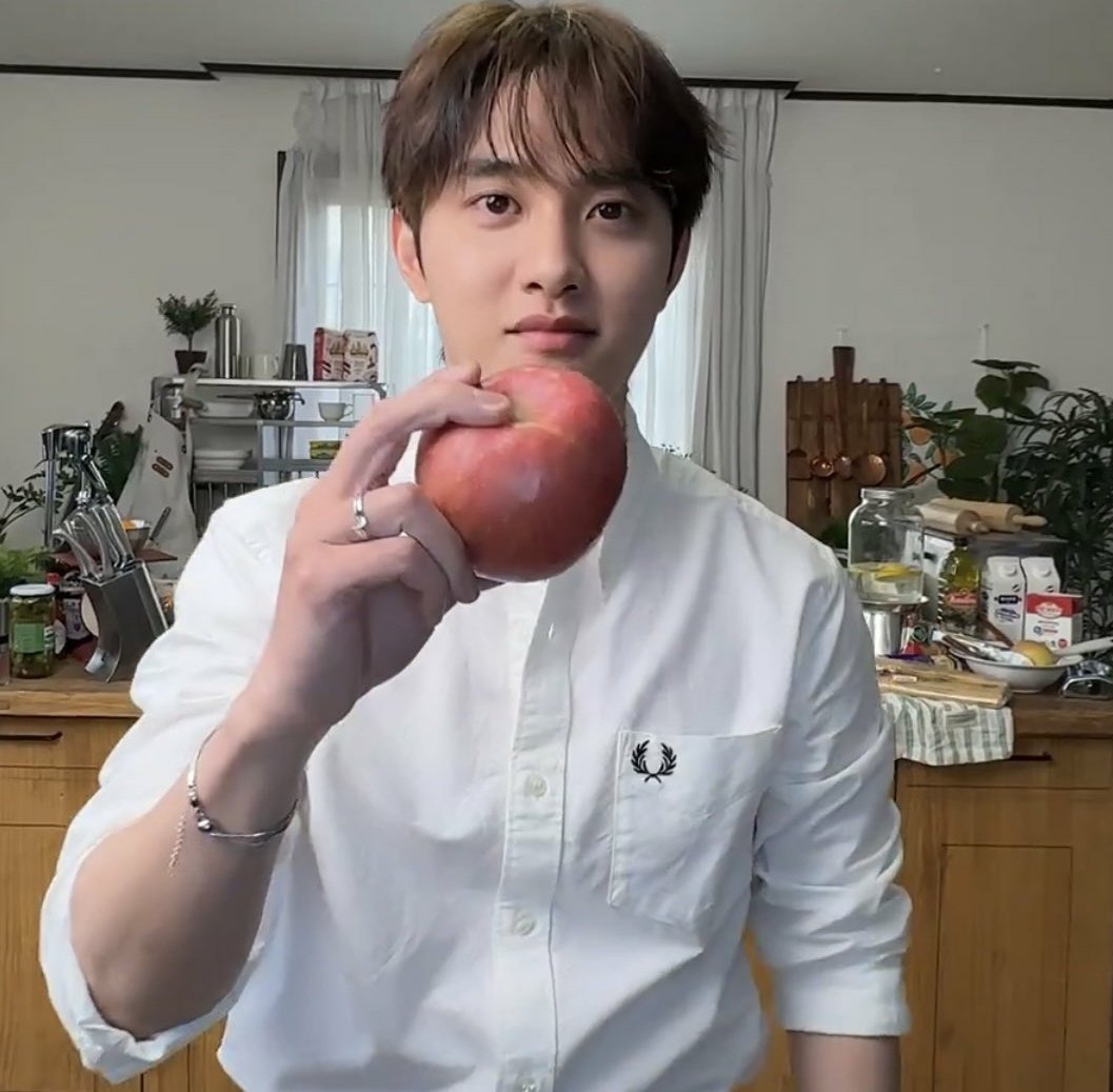 ํ๊ท tweet media