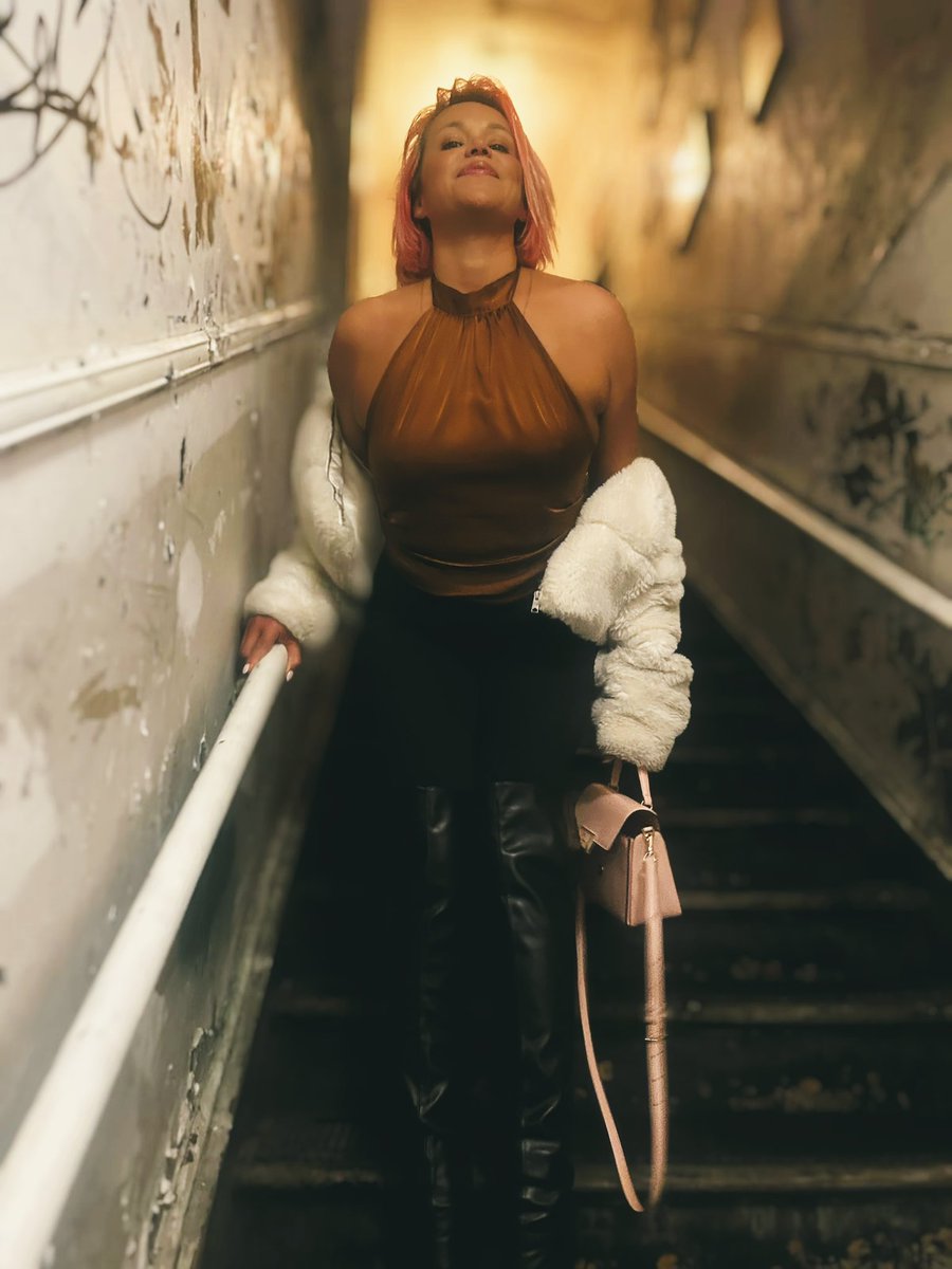 Naomi Sayers 💕 tweet media