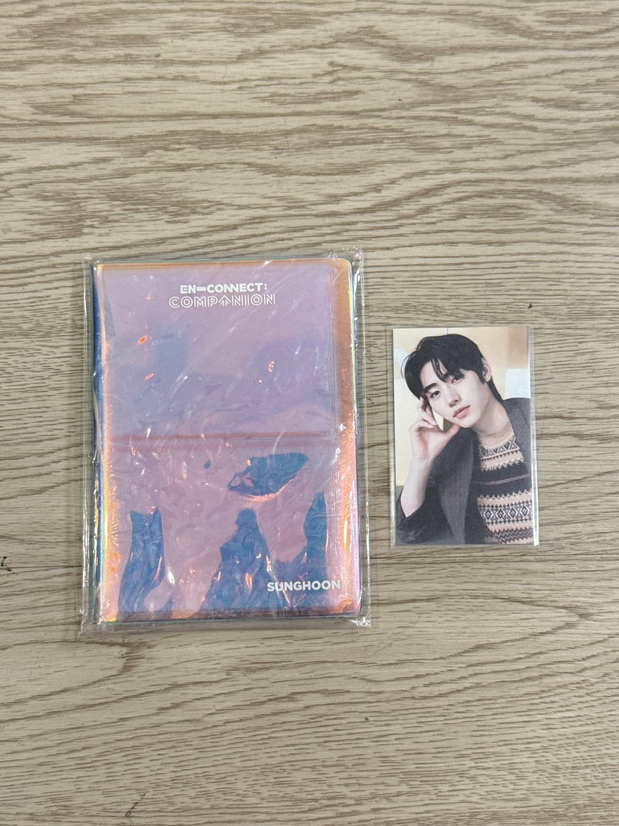 h_evvan's tweet photo. wts lfb ph

enhypen sunghoon rush sale
take all for ₱2500

enconnect binder &amp; pc: ₱280
❕unsealed but unused 
photocards (29) &amp; albums (8): ₱60 each
🩷 free
⭐️ flawed

🗂️ dark orange blood romance: untold desire: unleash the sin: vanish senkou hakanai you trading cards qs https://t.co/OwWlEapg6h