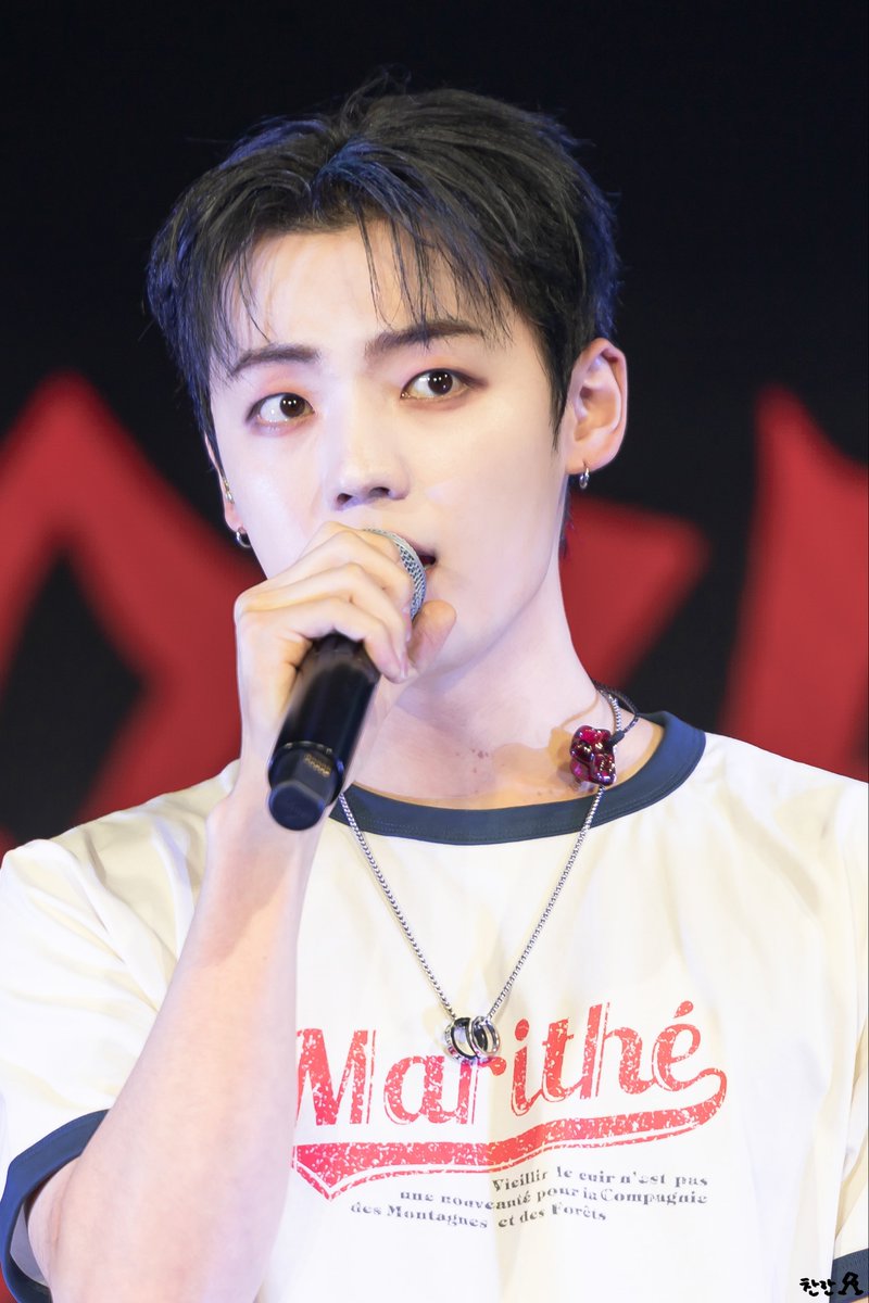 찬란🥂✨ tweet media