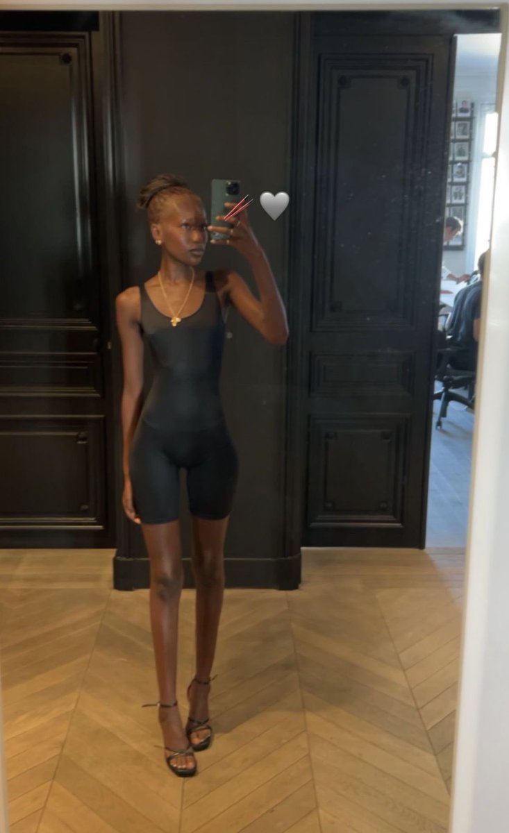 𝘩𝘰𝘶𝘴𝘦 𝘰𝘧 𝘵𝘩𝘪𝘯𝘴𝘱𝘰 (@houseofthinspo) on Twitter photo 