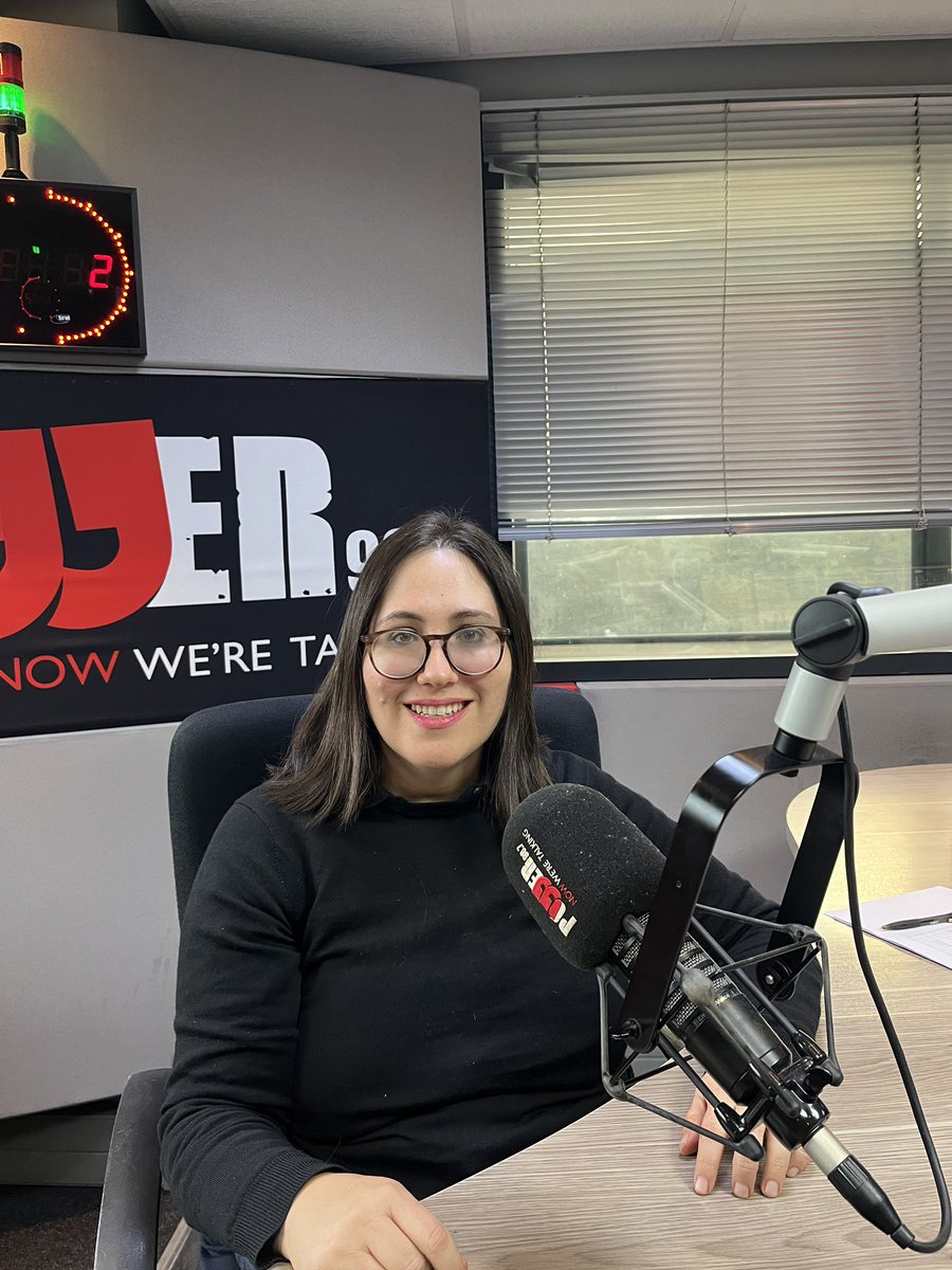 POWER 98.7 tweet media