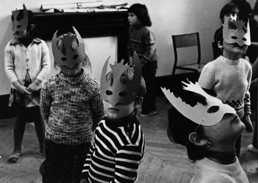 Roger-Viollet tweet media