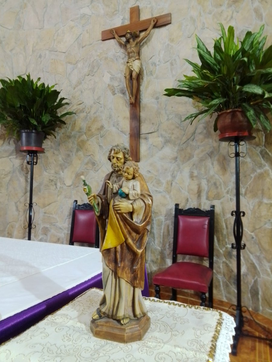 San José, enséñame a confiar en los tiempos de Dios, a no desesperarme por lo que aún no llega, y a esperar con amor lo que vale la pena. Ayúdame a seguir siendo  padre de la misma forma como lo fuiste para el Niño Jesús, esposo que amo en silencio y paciencia a María santísima.