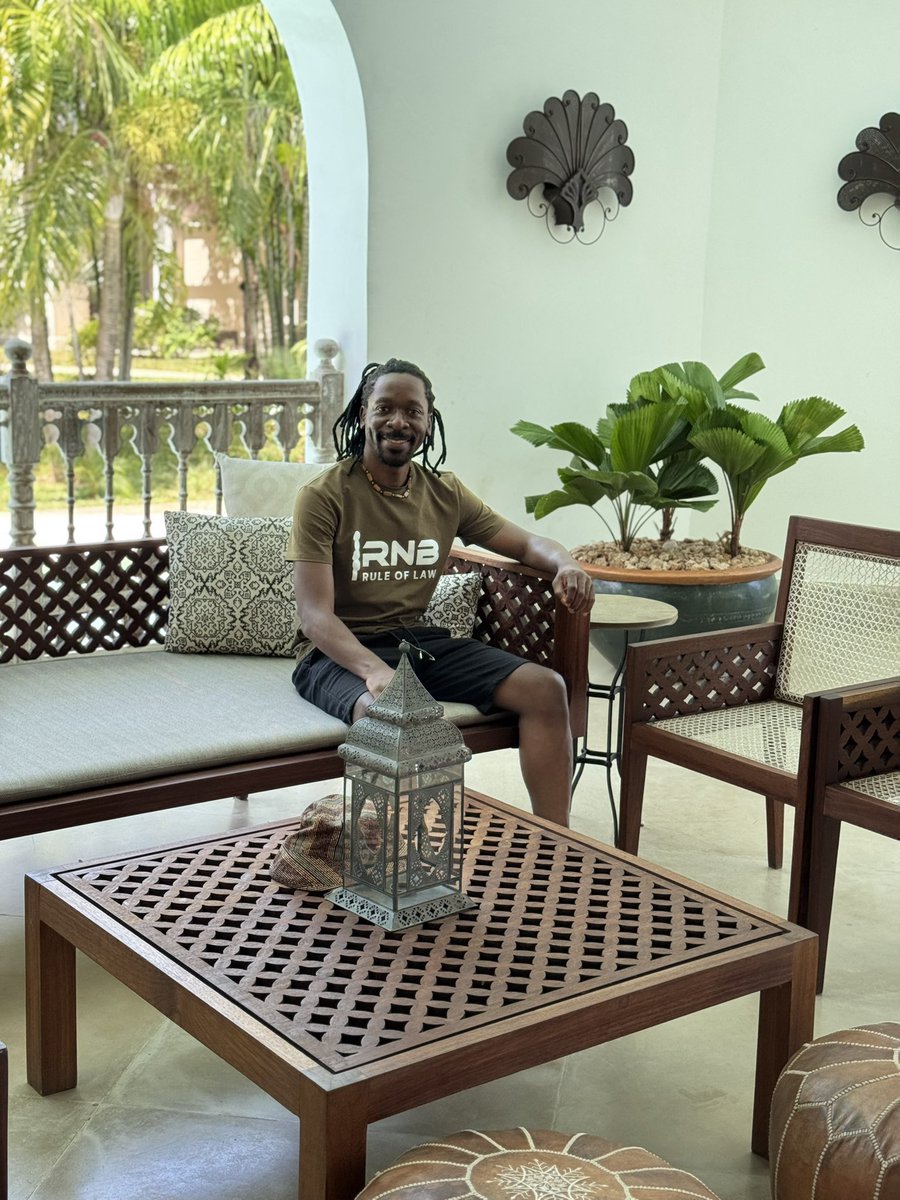 Alternative Digitalk tweet media