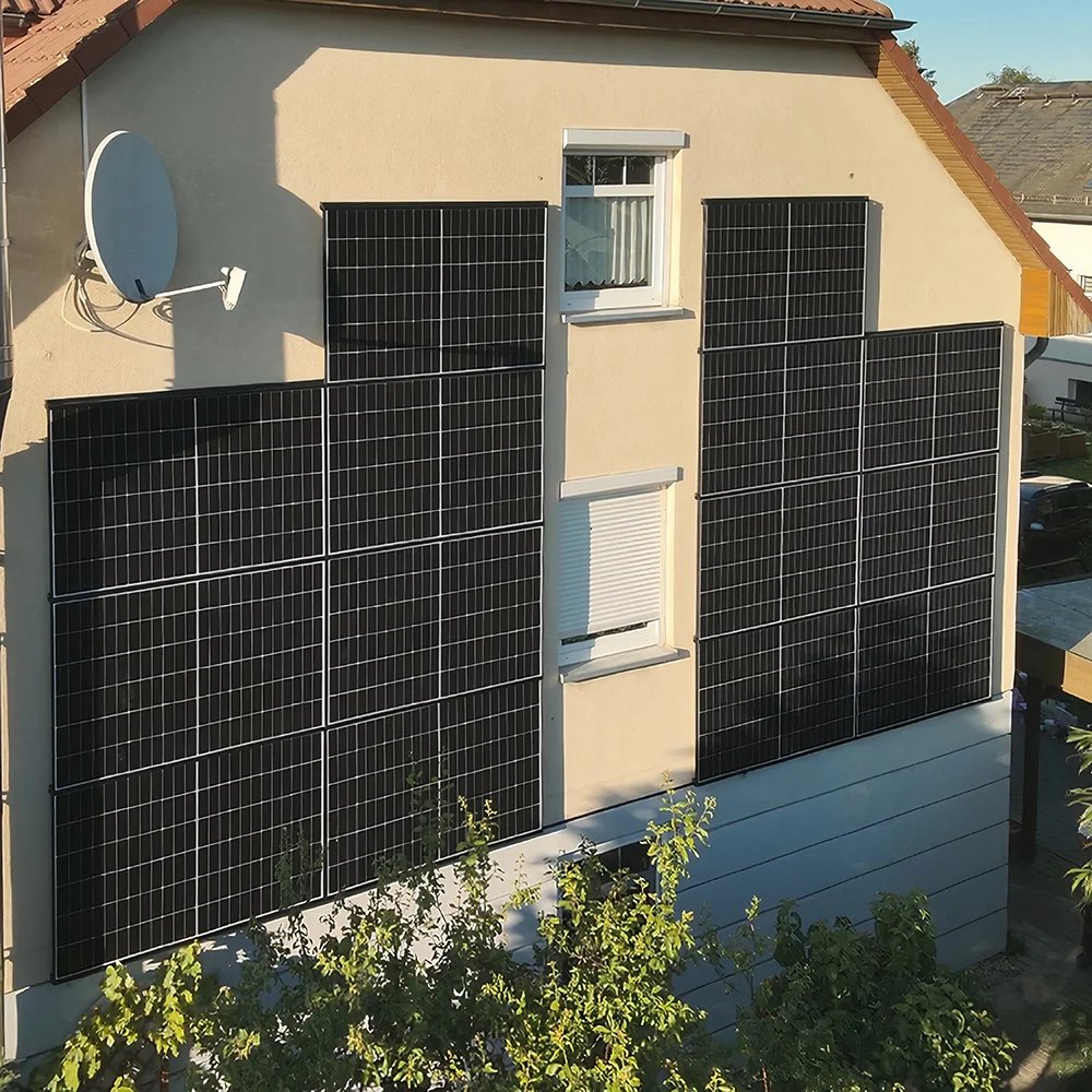 Maximize your energy potential, even with limited roof space! ☀️🏢
Wall-mounted solar racking systems are changing the game for urban and industrial energy projects