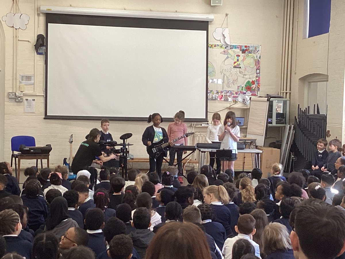 John Donne School tweet media