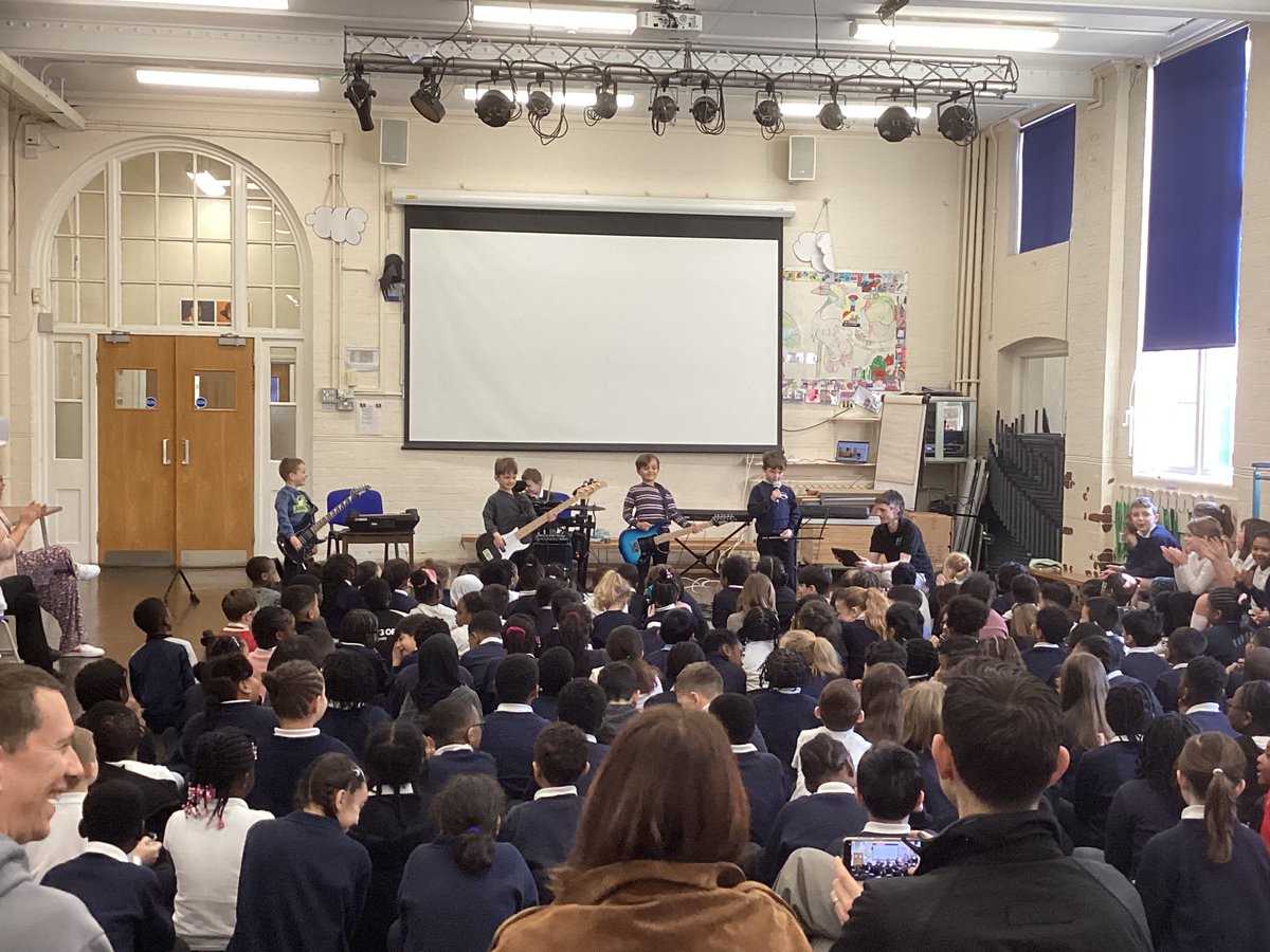 John Donne School tweet media