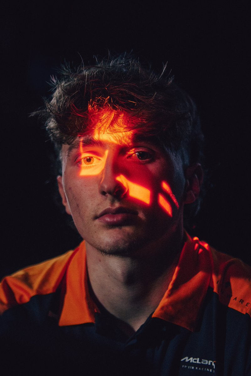 McLaren F1 Sim Racing Team tweet media