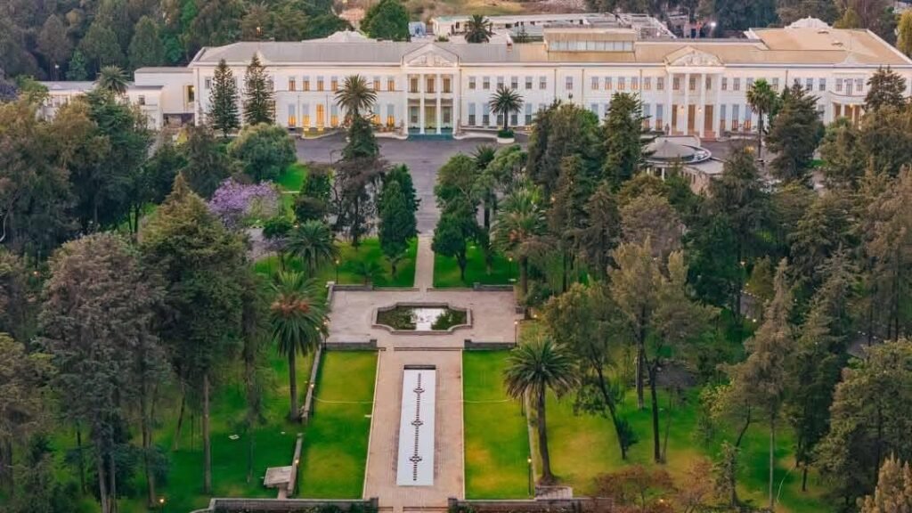 Menelik of Ethiopia tweet media