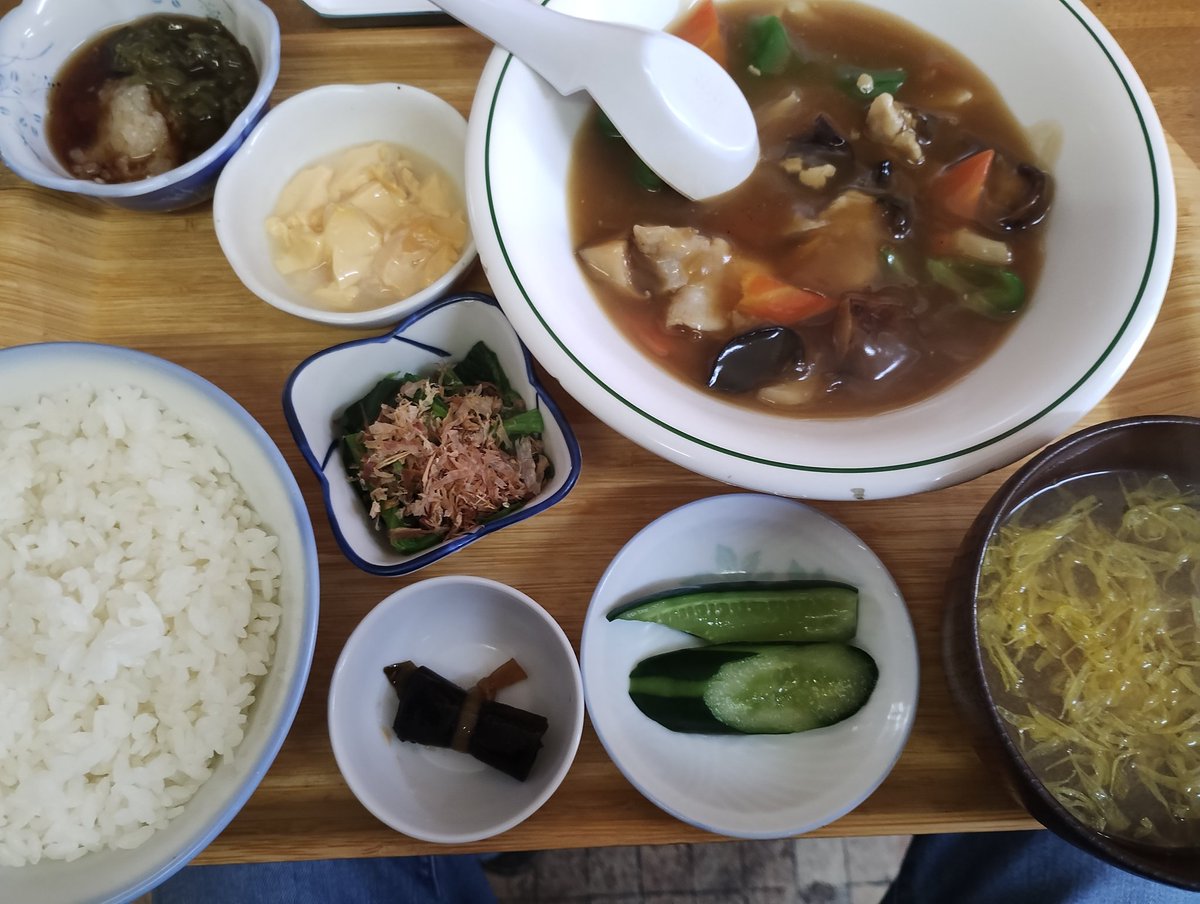 5845ken's tweet photo. 柏崎の津軽家に行ってきた
#八宝菜定食　#食堂 https://t.co/aYNPukutU8
