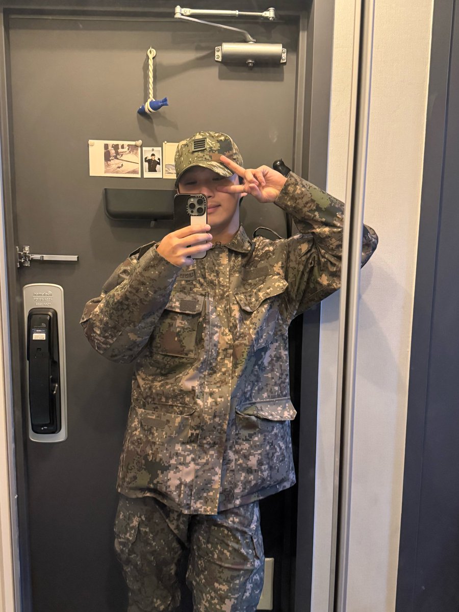 내일 tweet media