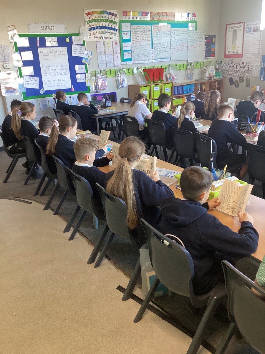 Mr Abnett tweet media