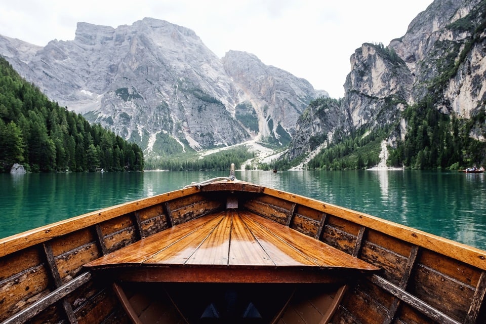 ActuaLitte's tweet image. 🔗 actualitte.com/article/130005…

🏆 Un prix pour le voyage.
L’Association des Journalistes du Tourisme (AJT) ouvre ses trophées 2026 : livres, récits et photos gagnent une nouvelle visibilité.

#Livre #Voyage #Prix