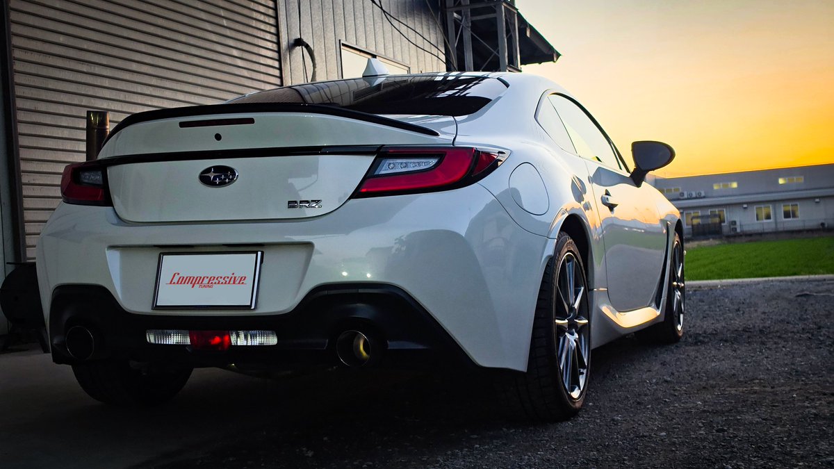 【今日の日程】
・挨拶回り
　　　▼
・新規製品打合せ
　　　▼
・梱包材仕入れ
　　　▼
・BRZデモカーベース納車 ←現在
　　　▼
・先行販売システム最終チェック
 
先  行  販  売  ま  で  あ  と  1  時  間  半