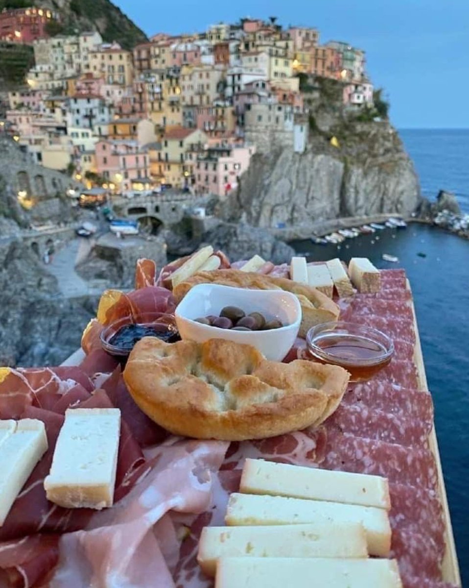 Vibes 🖤 tweet media